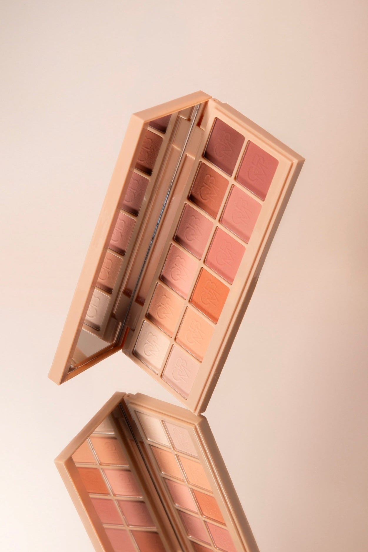 Palette - Ultimate Nude VOL II